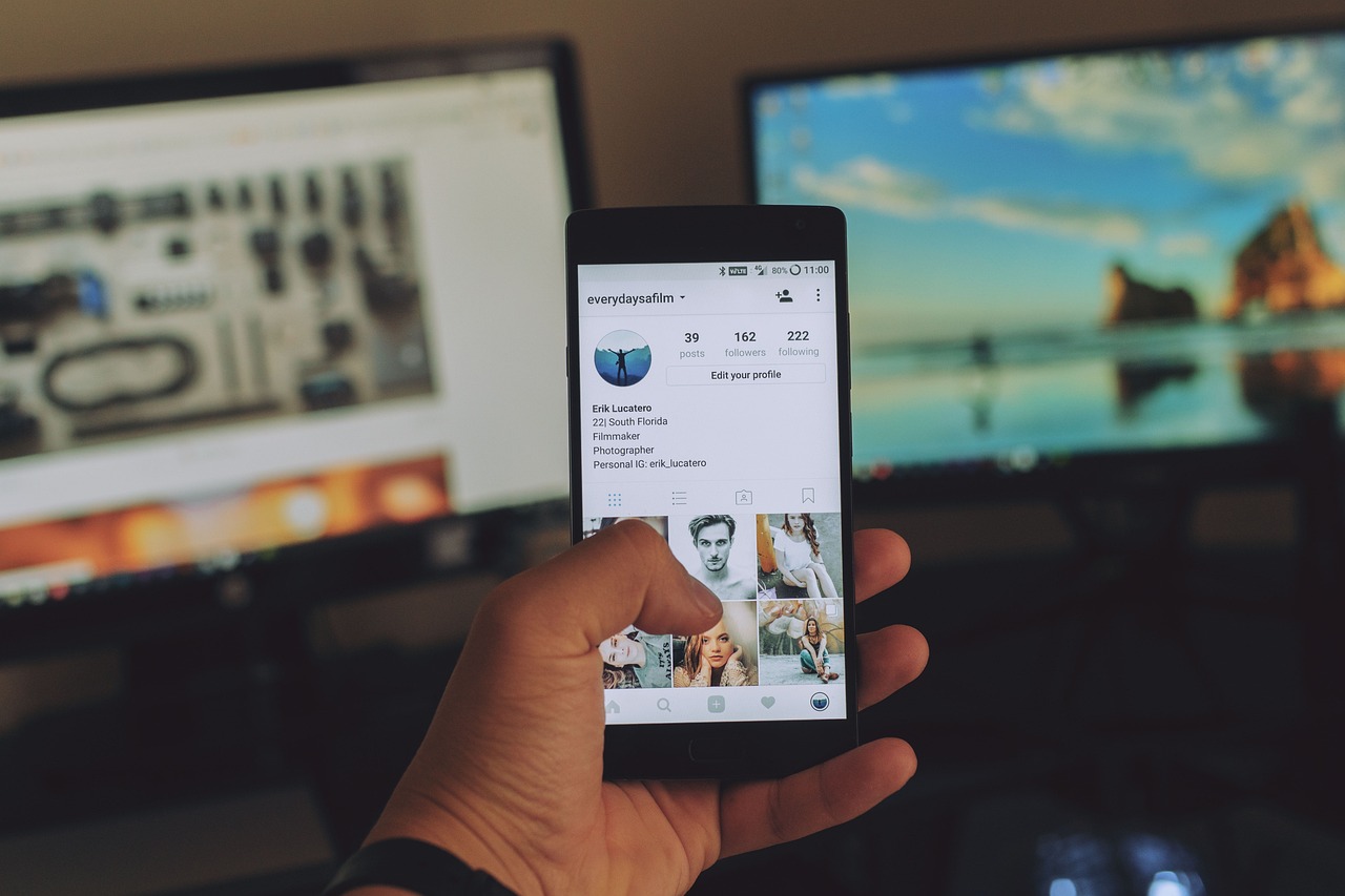 d&eacute;couvrez les tendances cl&eacute;s de l'interface utilisateur pour 2025 et comment elles vont transformer l'exp&eacute;rience digitale.